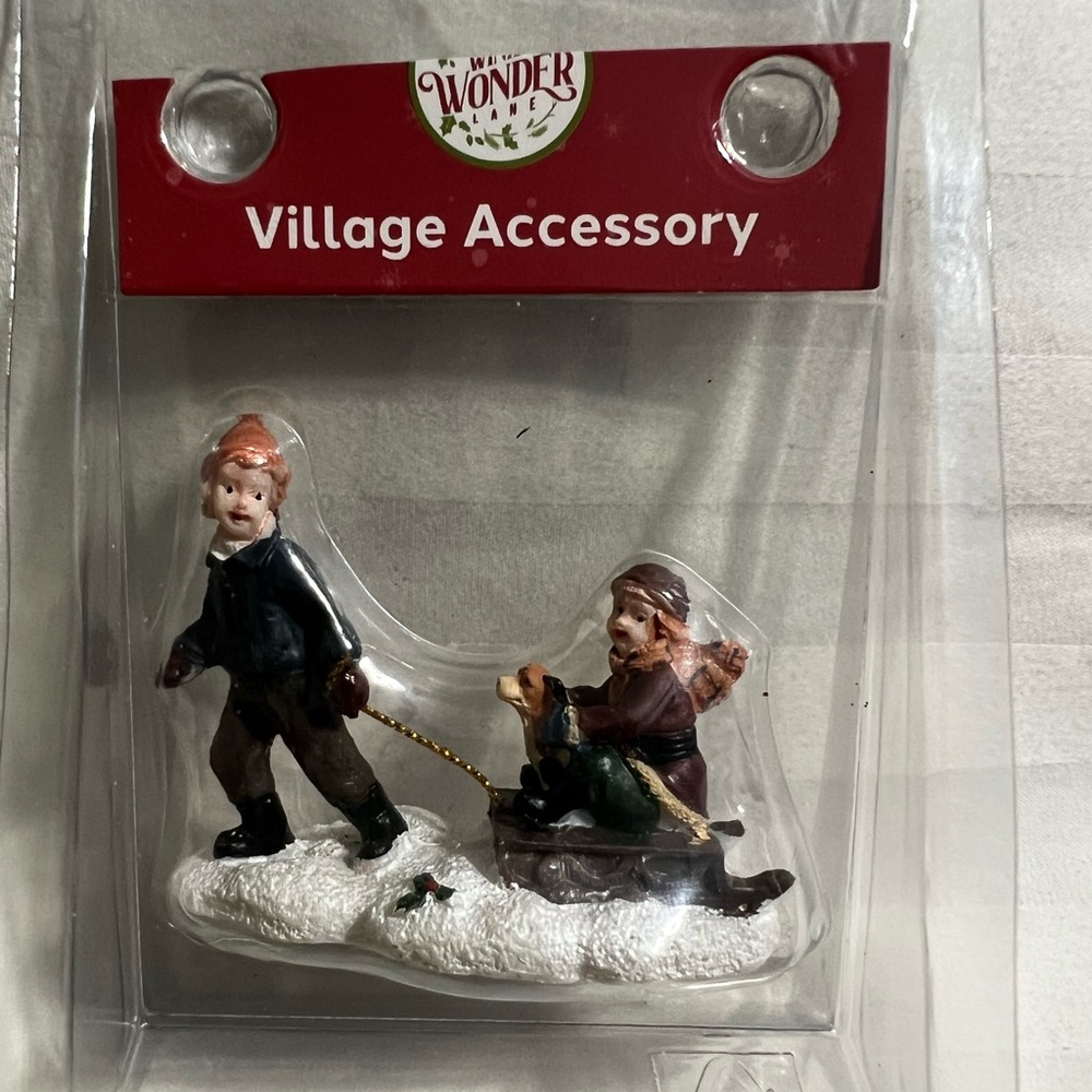 WINTER WONDER CHRISTMAS VILLAGE Accessory  FIGURES KIDS PULLING SLED NEW IN BOX
